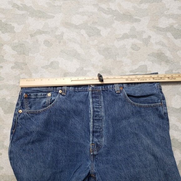 Levi s 501 Jeans Mens 38x32 Blue Button Fly Straight Leg Denim Medium Wash - Picture 6 of 10